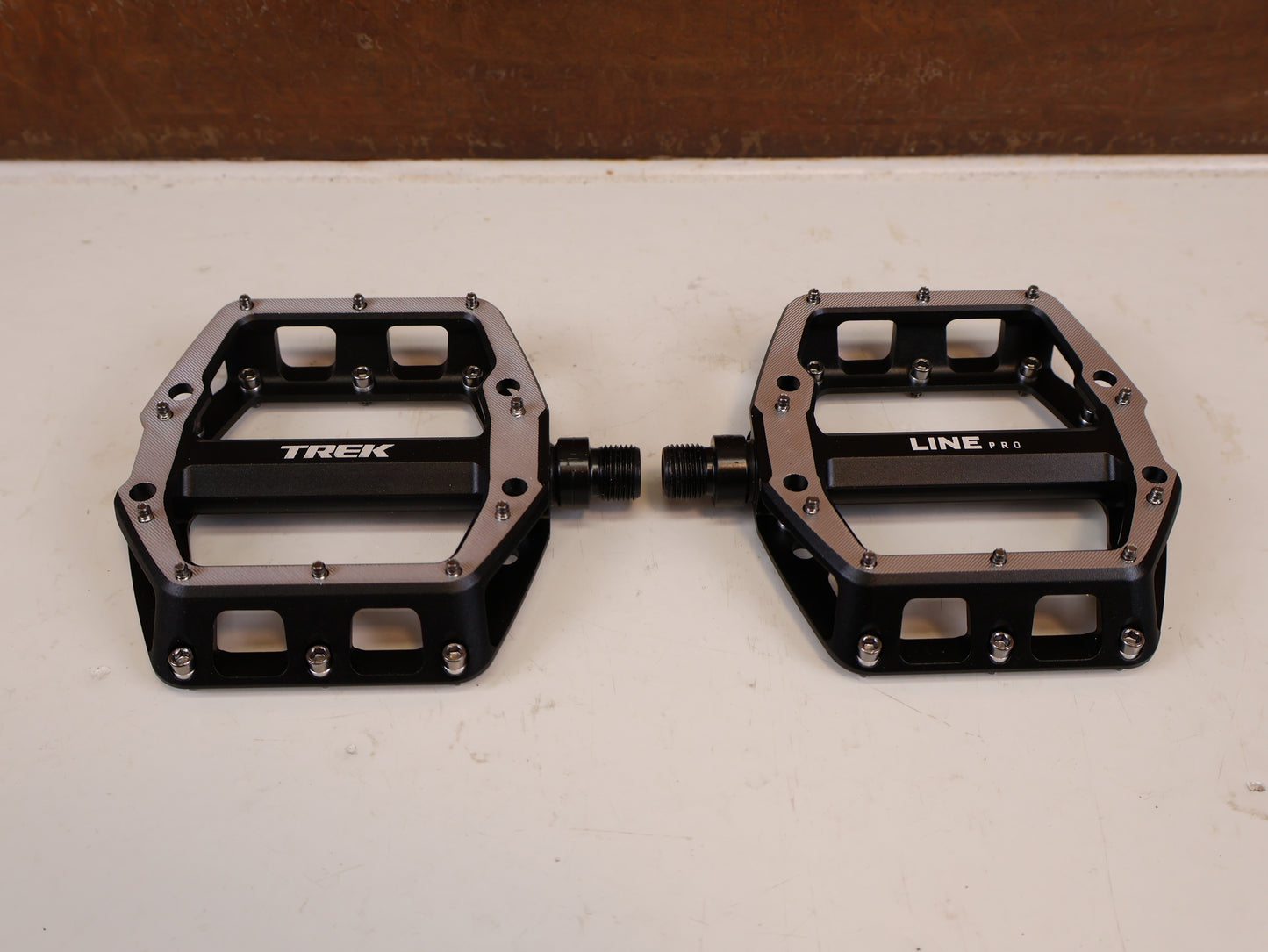 TREK LINE PRO PLATTFORMPEDALE ALUMINIUM SCHWARZ / 5306303
