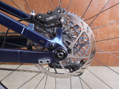 TREK POWERFLY+ FS 8 GEN 4 / MATTE/GLOSS MULSANNE BLUE / L