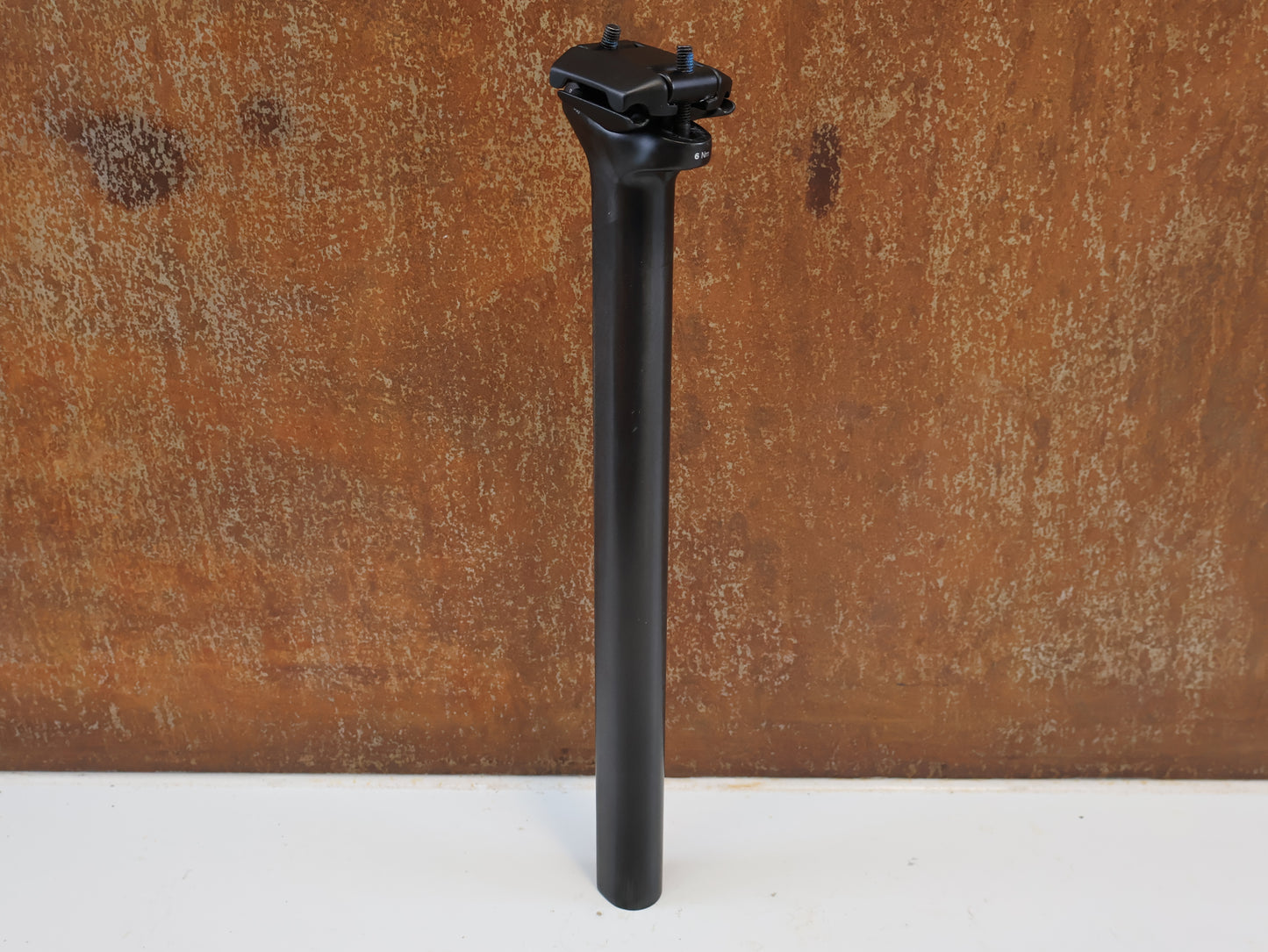 BMC URS 01 PREMIUM CARBON SATTELSTÜTZE / D-SHAPE / 0MM OFFSET / 221 G