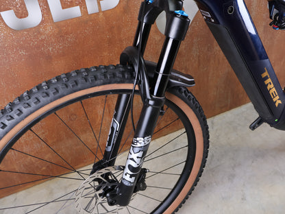 TREK POWERFLY+ FS 8 GEN 4 / MATTE/GLOSS MULSANNE BLUE / L