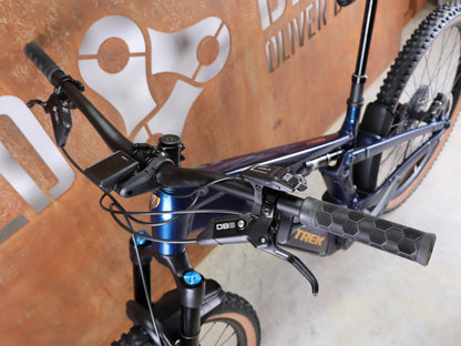 TREK POWERFLY+ FS 8 GEN 4 / MATTE/GLOSS MULSANNE BLUE / L