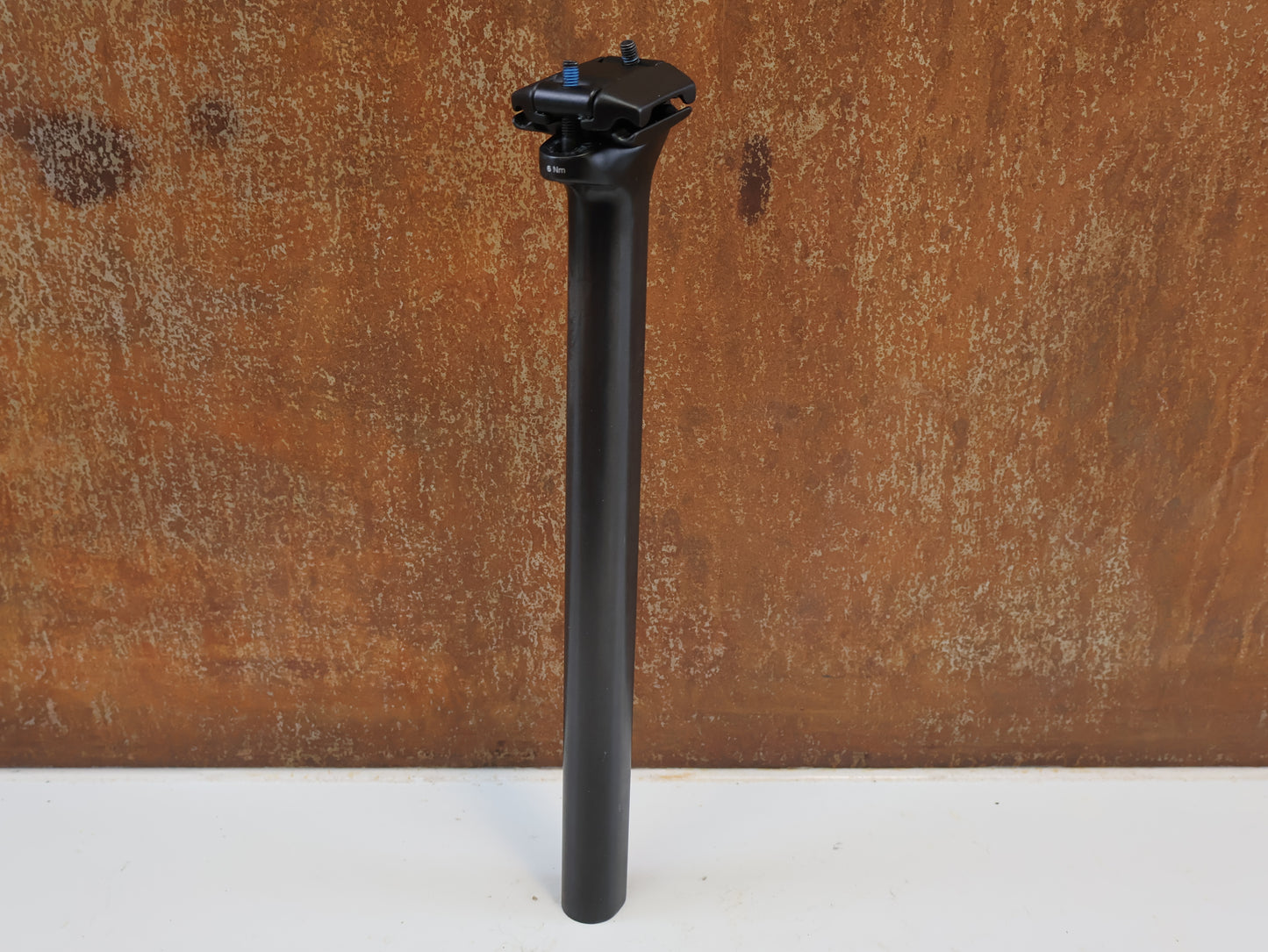 BMC URS 01 PREMIUM CARBON SATTELSTÜTZE / D-SHAPE / 0MM OFFSET / 221 G