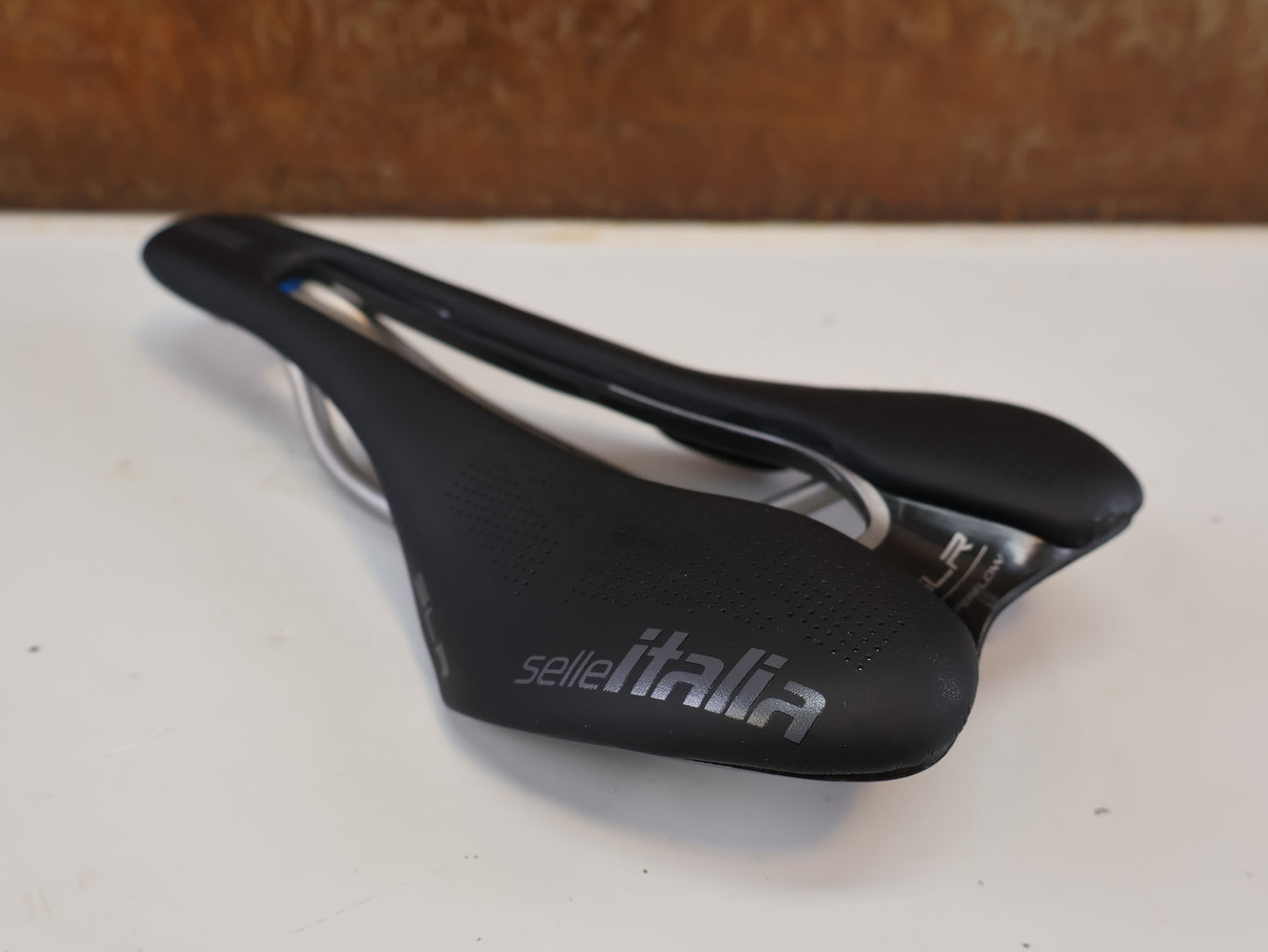 SELLE ITALIA SLR BOOST TI SUPERFLOW / RENNRAD SATTEL / S3 130 MM / TITAN