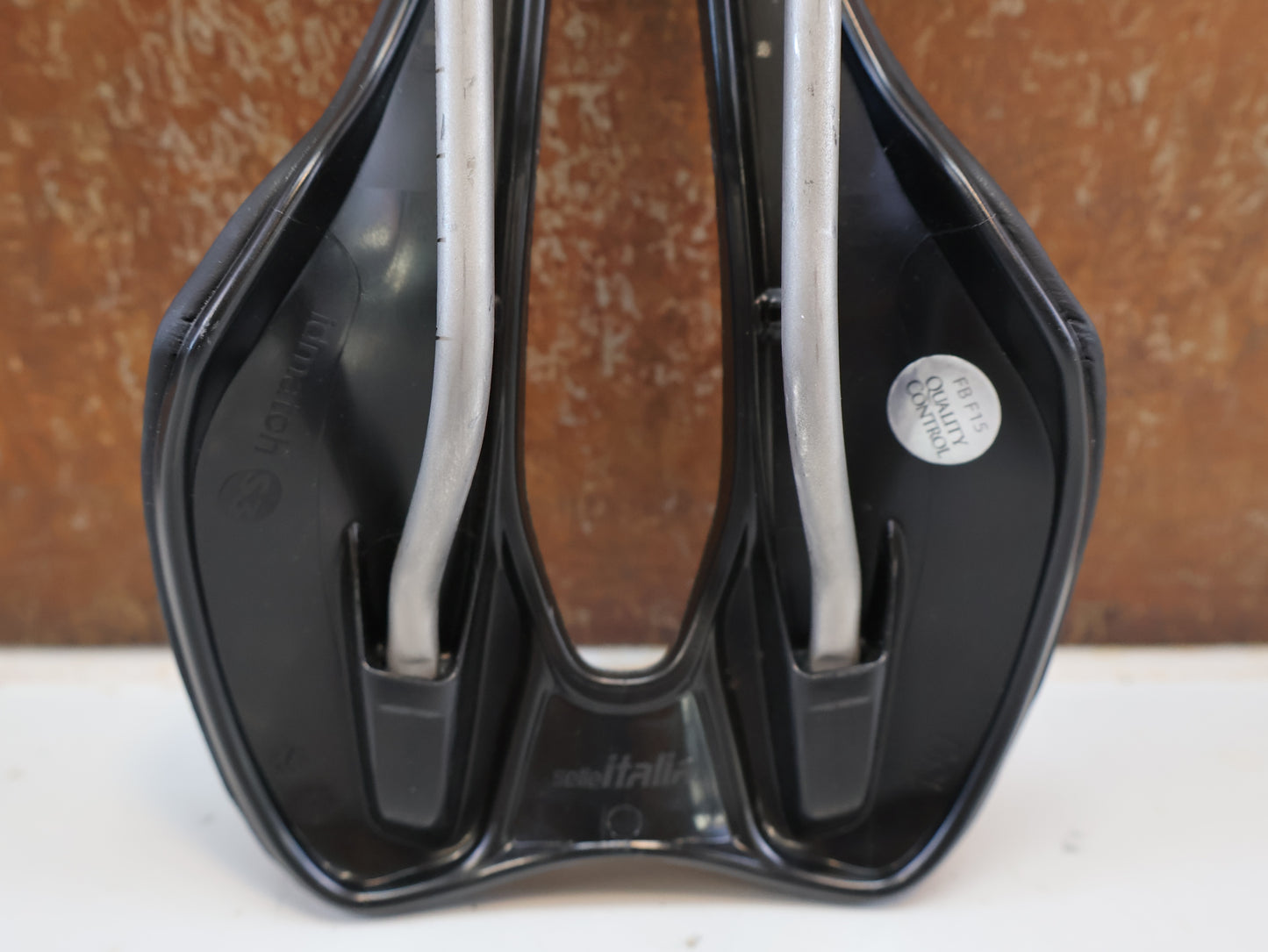 SELLE ITALIA SLR BOOST TI SUPERFLOW / RENNRAD SATTEL / S3 130 MM / TITAN