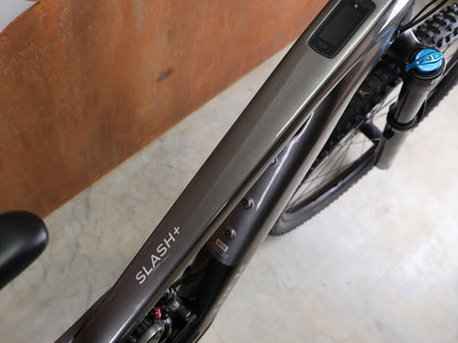 TREK SLASH+ 9.7 SLX/XT – TQ HPR50 580WH / FOX 170MM – MERCURY – GRÖSSE M