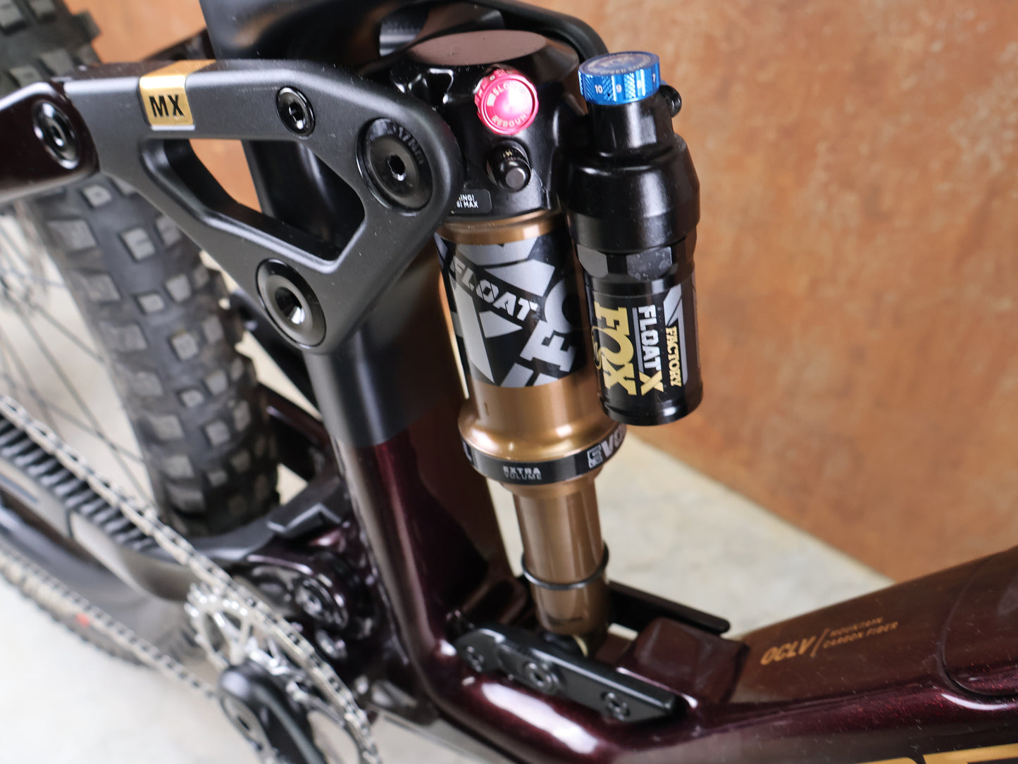 TREK FUEL MX 9.8 EAGLE 90 GEN 7 – GLOSS DARK CARMINE – FOX FACTORY 160/150MM – GRÖSSE M