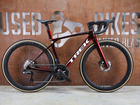 TREK MADONE SLR 7 GEN 8 / CARBON RED SMOKE / S