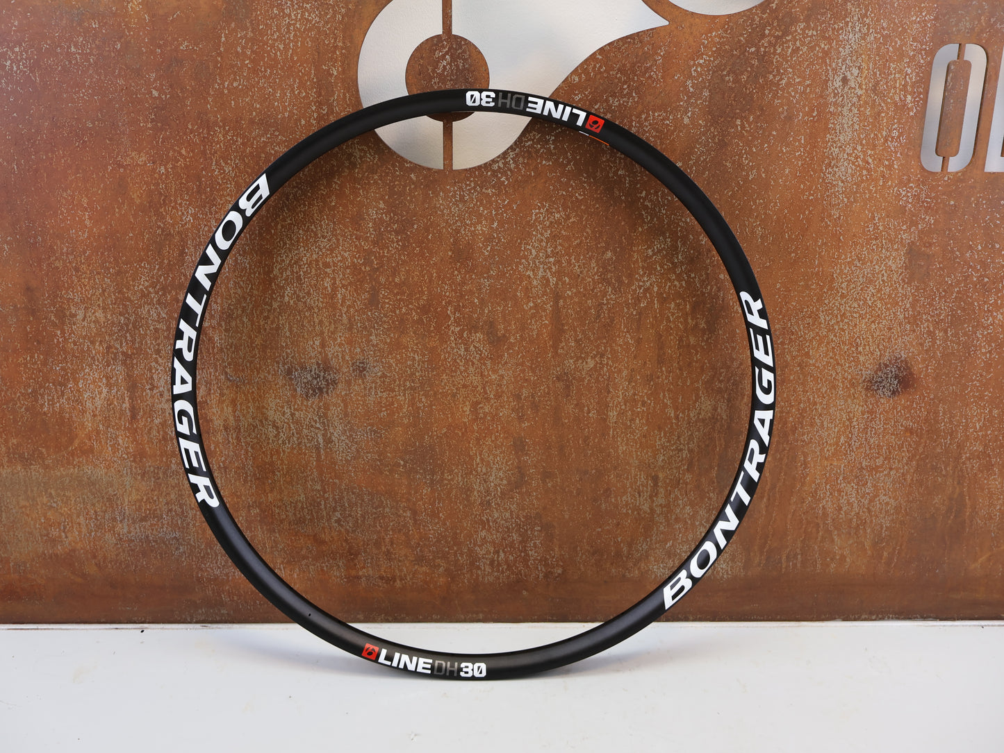 BONTRAGER LINE DH 30 TLR 29 ZOLL FELGE 28 LOCH TEAM EDITION
