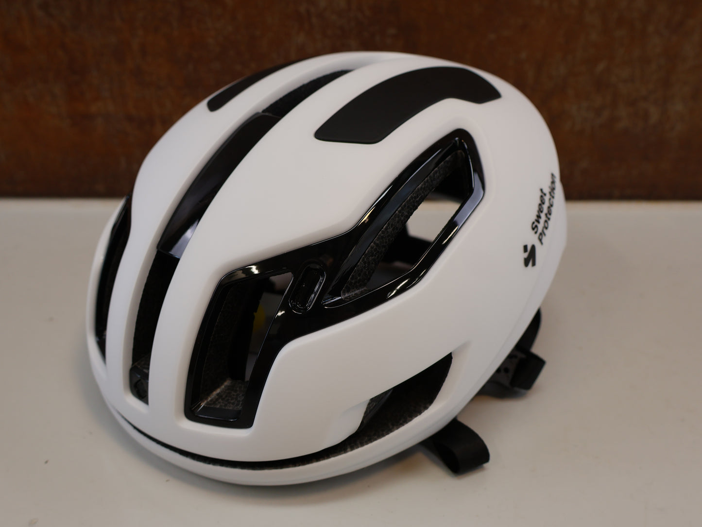 SWEET PROTECTION FALCONER AERO 2VI MIPS / RENNRADHELM / GR. M/L / SATIN WHITE