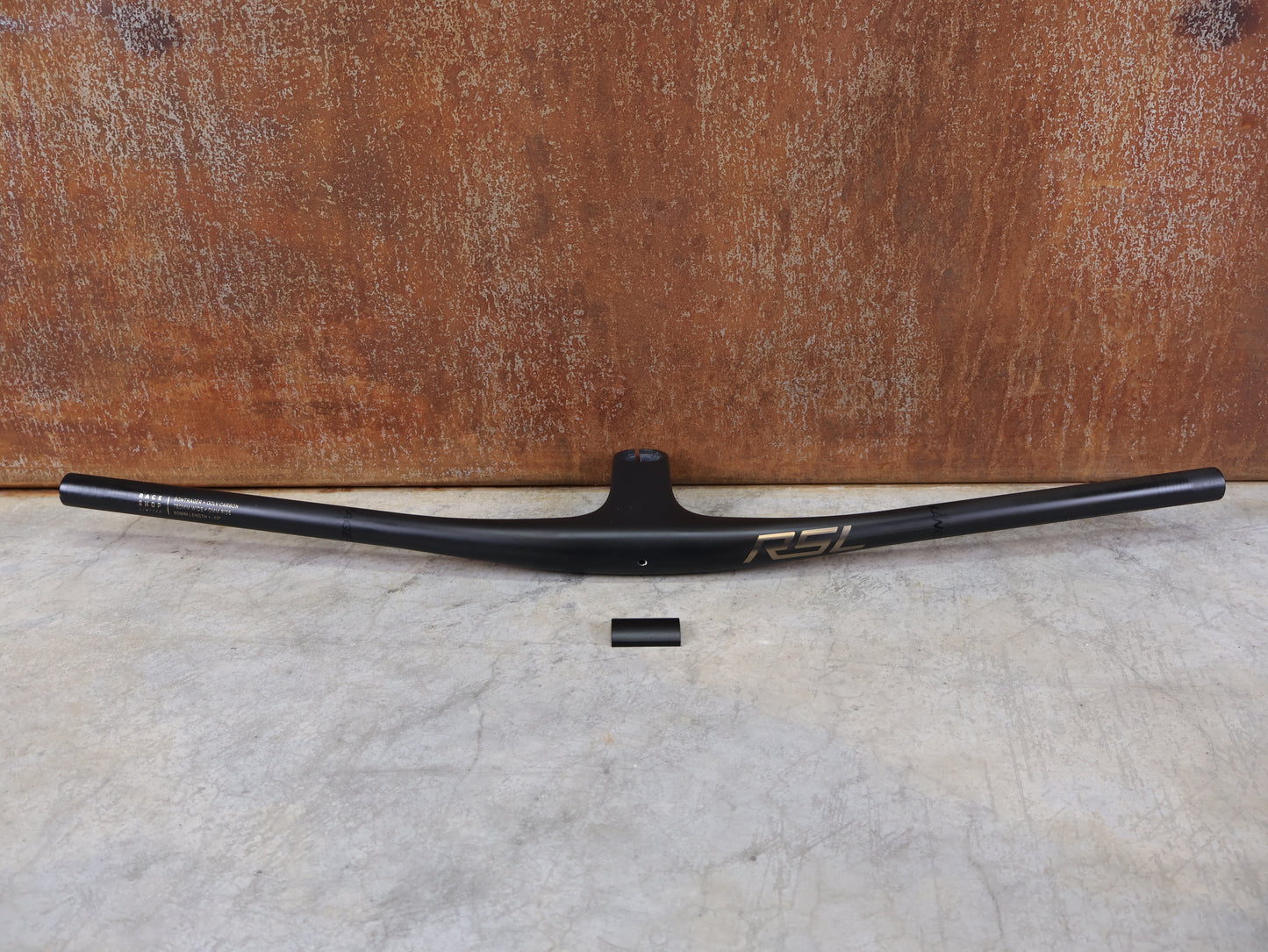 BONTRAGER RSL MTB LENKER-VORBAU EINHEIT 750MM X 80MM – OCLV CARBON – BLENDR READY