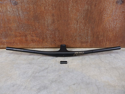 BONTRAGER RSL MTB LENKER-VORBAU EINHEIT 750MM X 80MM – OCLV CARBON – BLENDR READY