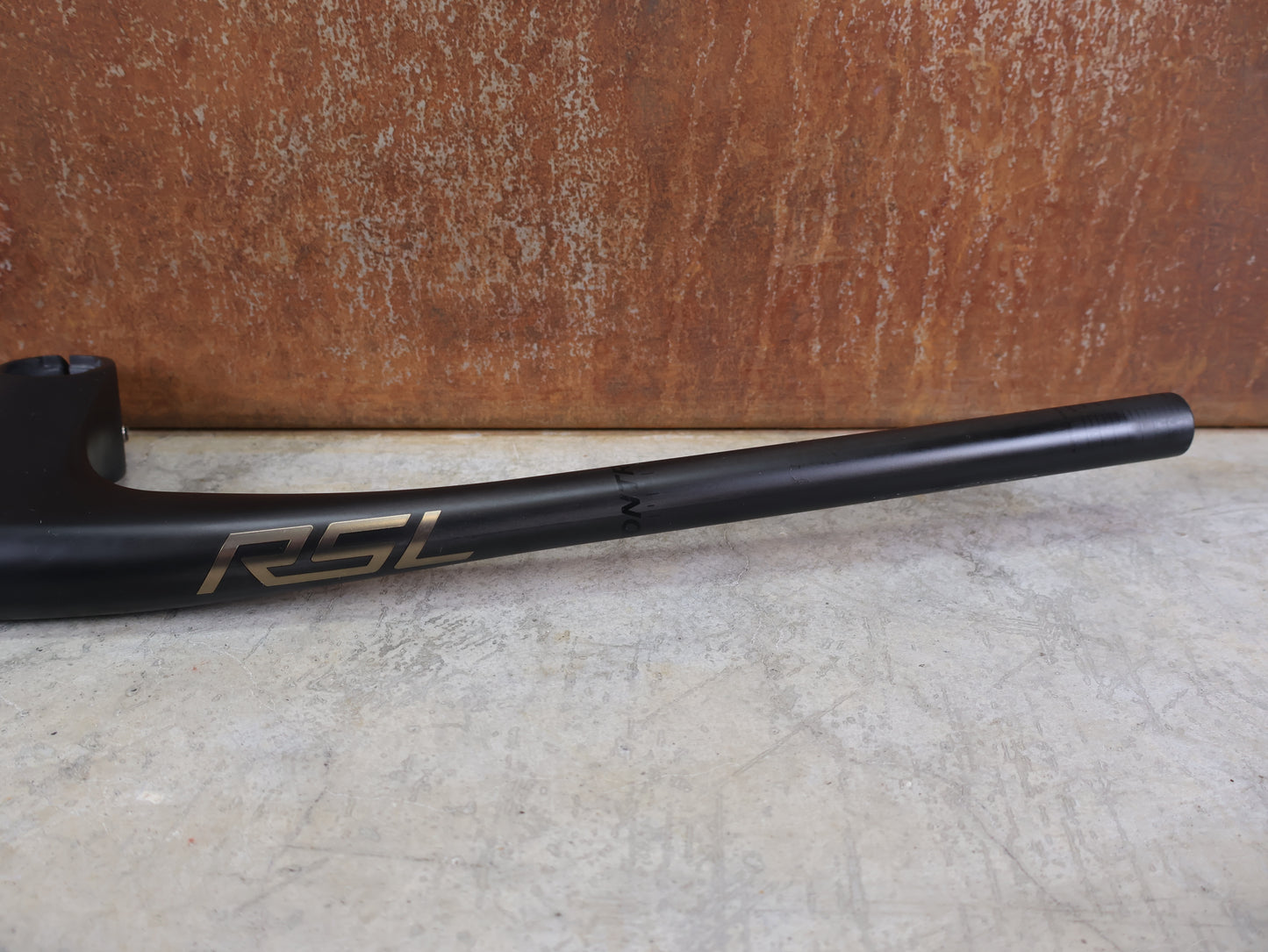 BONTRAGER RSL MTB LENKER-VORBAU EINHEIT 750MM X 80MM – OCLV CARBON – BLENDR READY