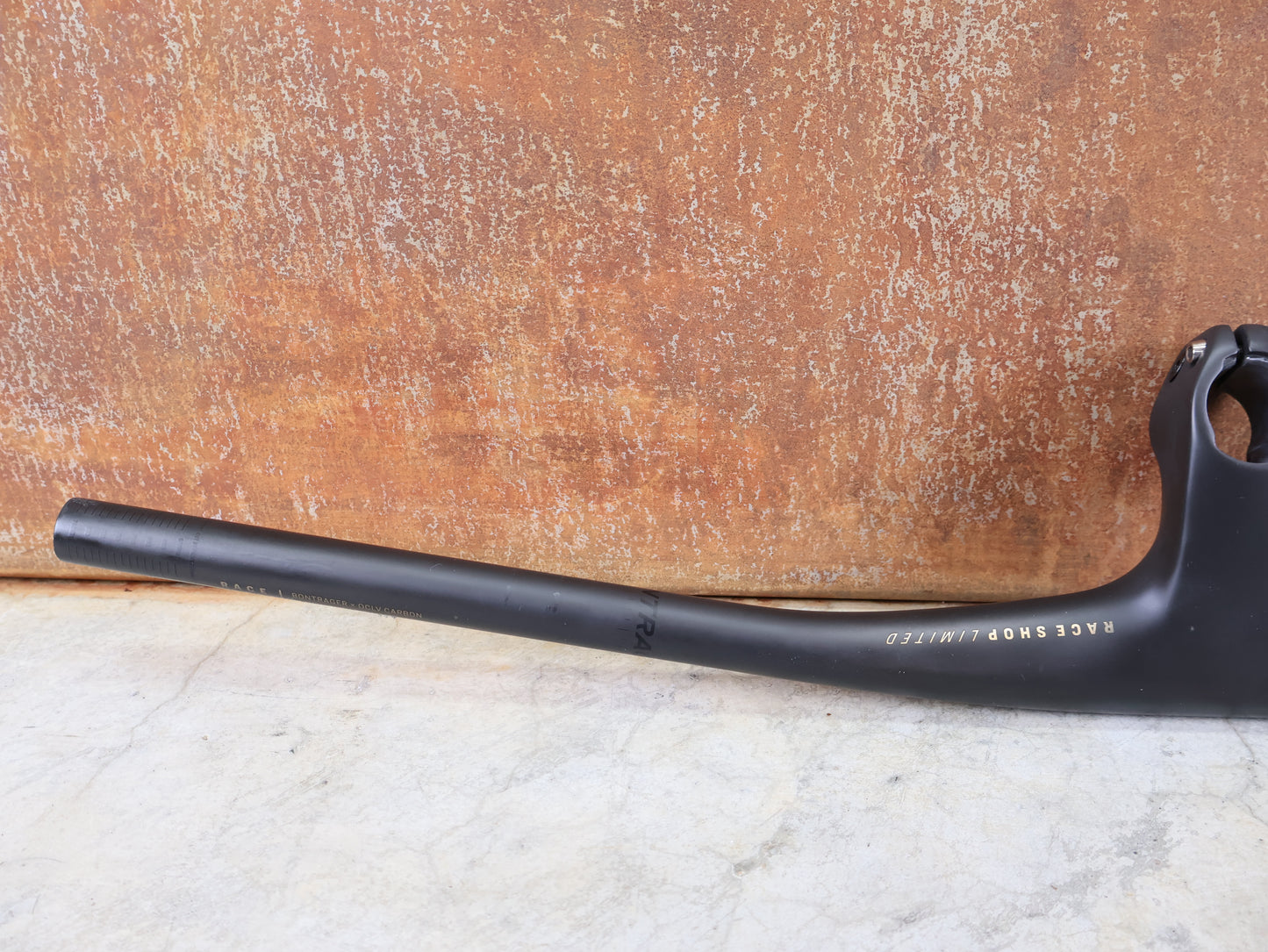 BONTRAGER RSL MTB LENKER-VORBAU EINHEIT 750MM X 80MM – OCLV CARBON – BLENDR READY