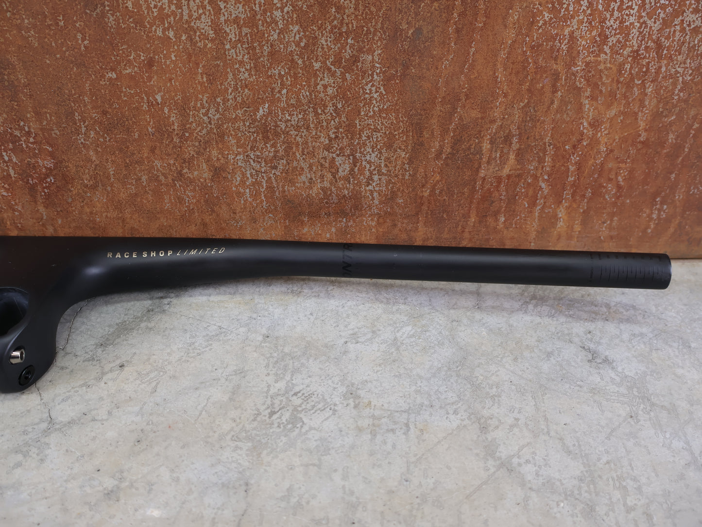 BONTRAGER RSL MTB LENKER-VORBAU EINHEIT 750MM X 80MM – OCLV CARBON – BLENDR READY