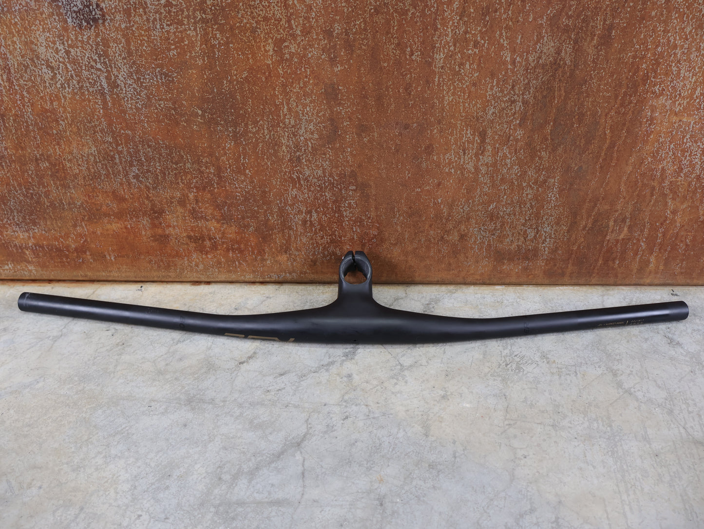 BONTRAGER RSL MTB LENKER-VORBAU EINHEIT 750MM X 70MM – OCLV CARBON – BLENDR READY