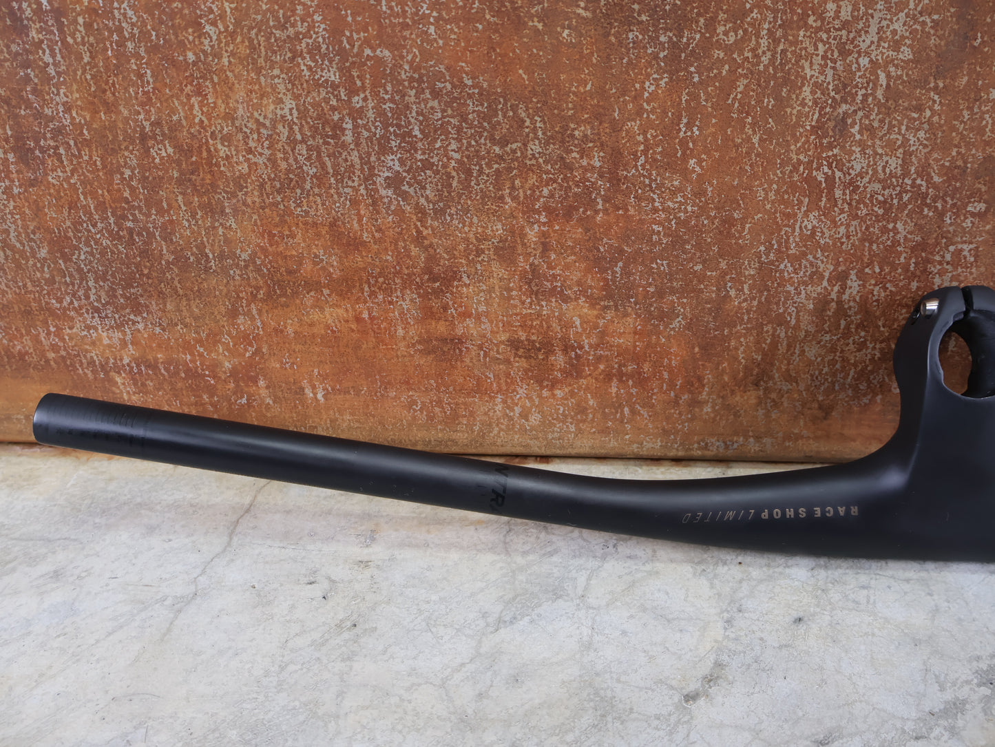 BONTRAGER RSL MTB LENKER-VORBAU EINHEIT 750MM X 70MM – OCLV CARBON – BLENDR READY