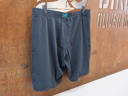 100% DRAFT ATHLETIC SHORT / CHARCOAL / GR. XL / HERREN SPORT HOSE