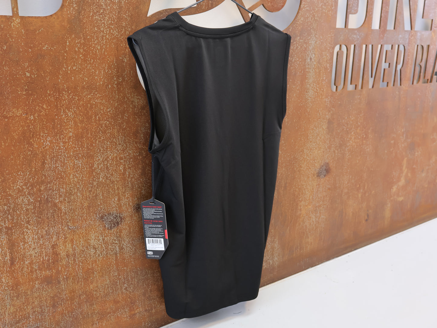 100% BASECAMP SLEEVELESS BASELAYER / HERREN / GR. M / SCHWARZ / MTB