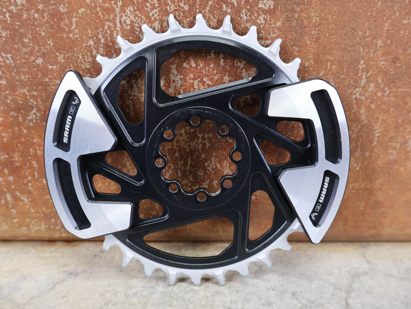 SRAM XX EAGLE TRANSMISSION KETTENBLATT / 32Z / 8-LOCH / 3MM OFFSET / INKL. BASHGUARDS