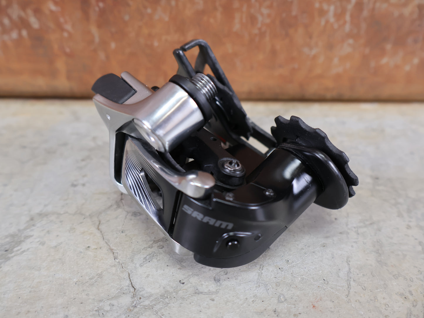 SRAM RED ETAP SCHALTWERK / 11-FACH / KURZER KÄFIG / MAX. 28Z / CARBON