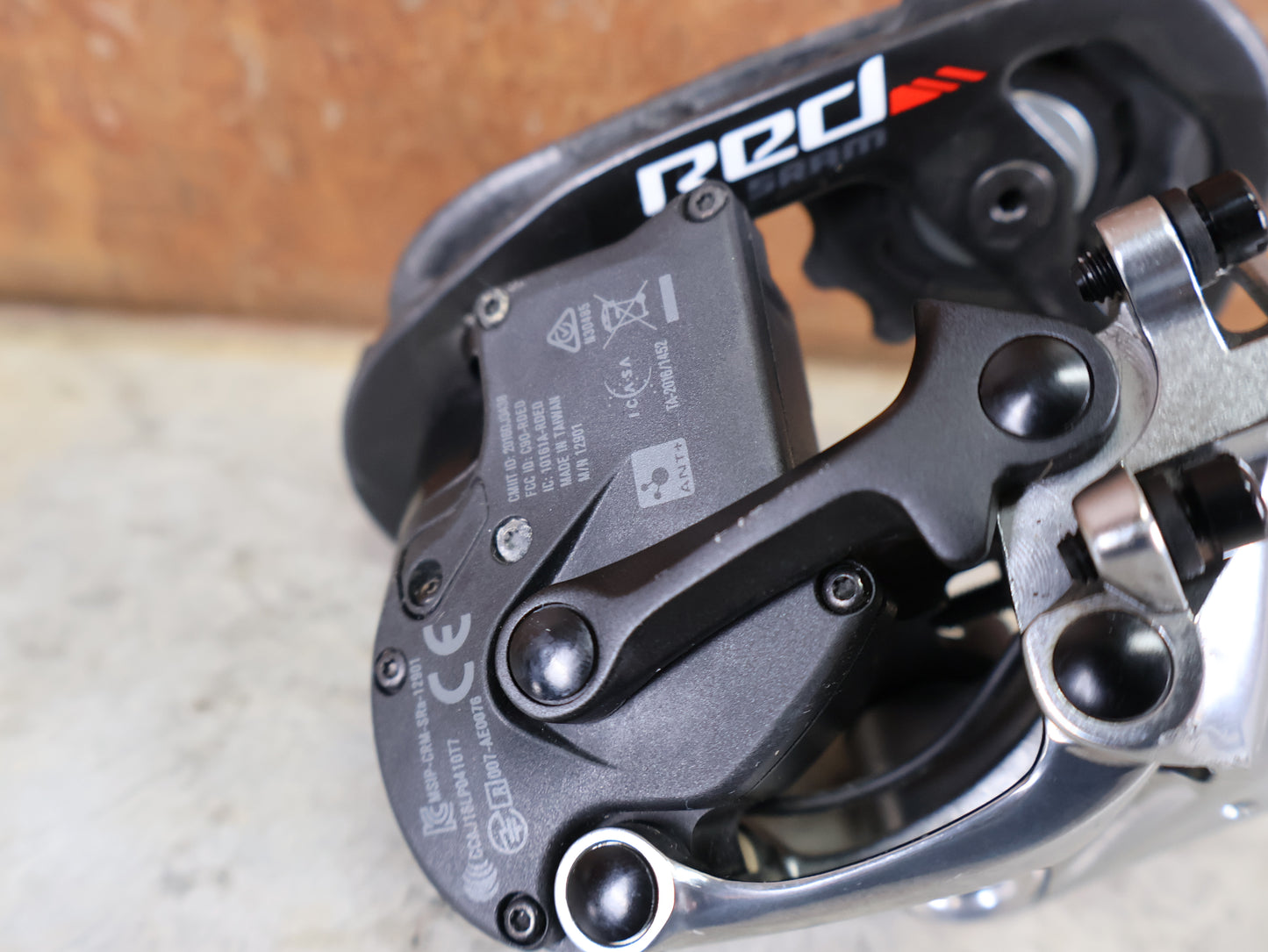 SRAM RED ETAP SCHALTWERK / 11-FACH / KURZER KÄFIG / MAX. 28Z / CARBON
