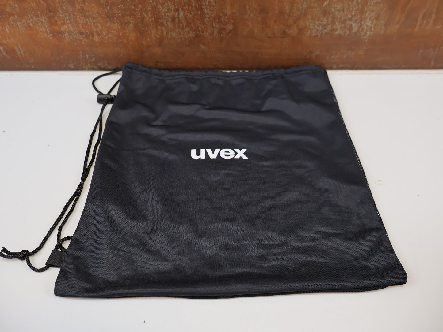 UVEX SURGE AERO MIPS / GR. 56-59 CM / RENNRAD HELM