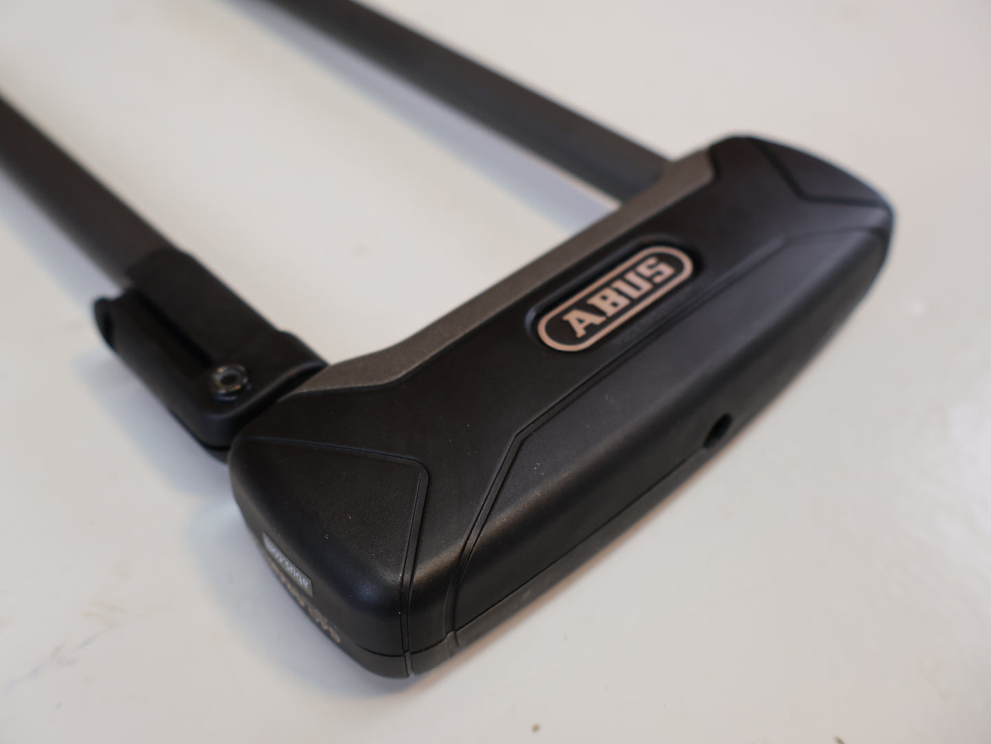 ABUS GRANIT PLUS 640 / BÜGELSCHLOSS / 230X83MM / LEVEL 12 / TEXKF HALTERUNG