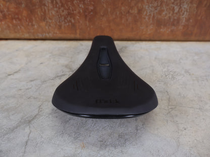 FIZIK VENTO ARGO X1 SATTEL / CARBON-STREBEN / OFF-ROAD / 140MM