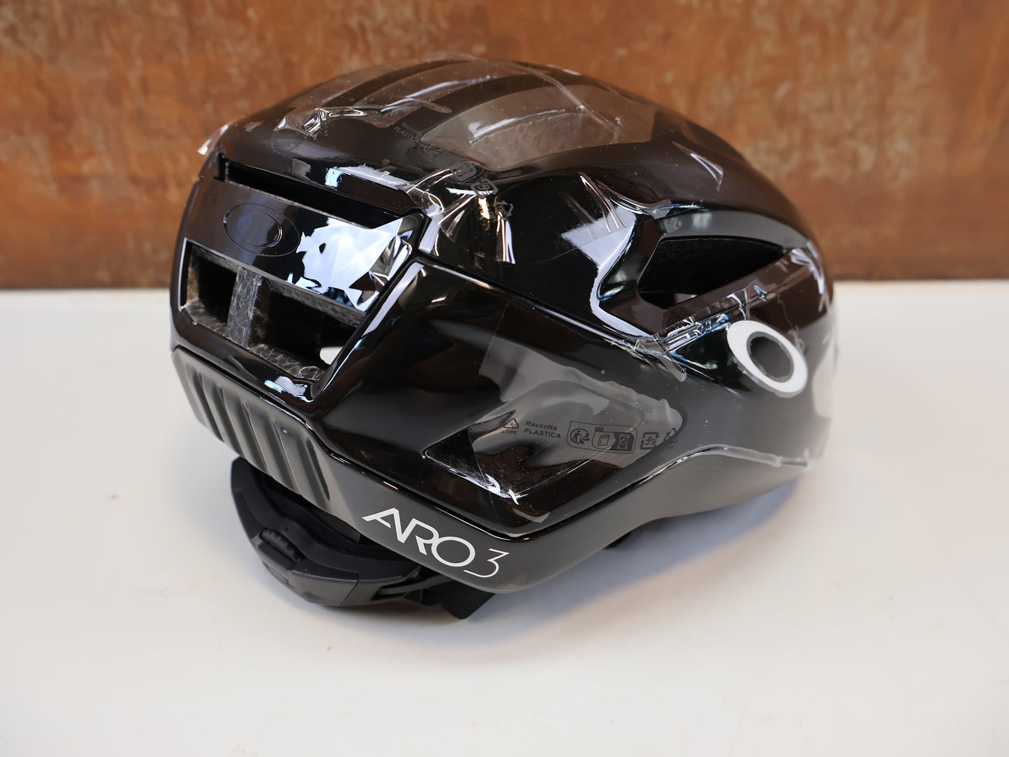 OAKLEY ARO3 ENDURANCE MIPS / GR. S 52-56 CM / RENNRAD HELM / SCHWARZ