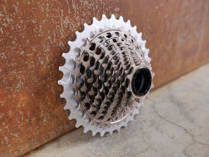 SRAM RED XG-1290 E1 KASSETTE / 12-FACH / 10-33 ZÄHNE / X-DOME / SILBER