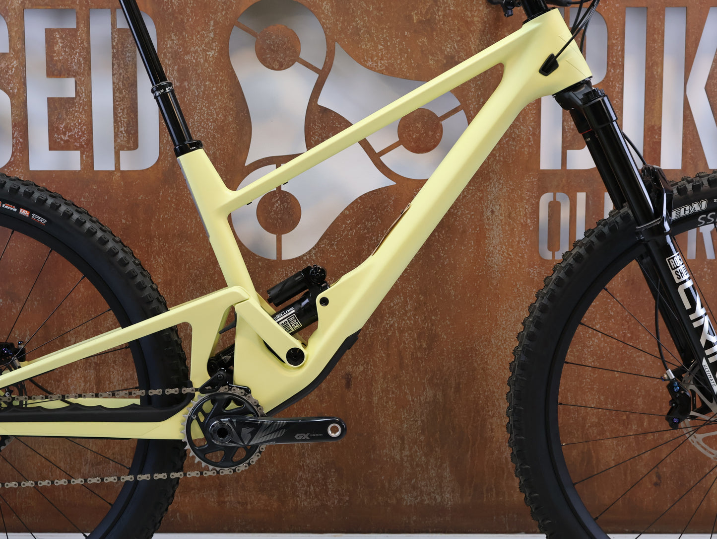 SCOR 4060 ST GX / GRÖSSE L / FULL CARBON / ROCKSHOX ULTIMATE / LEMON FROST
