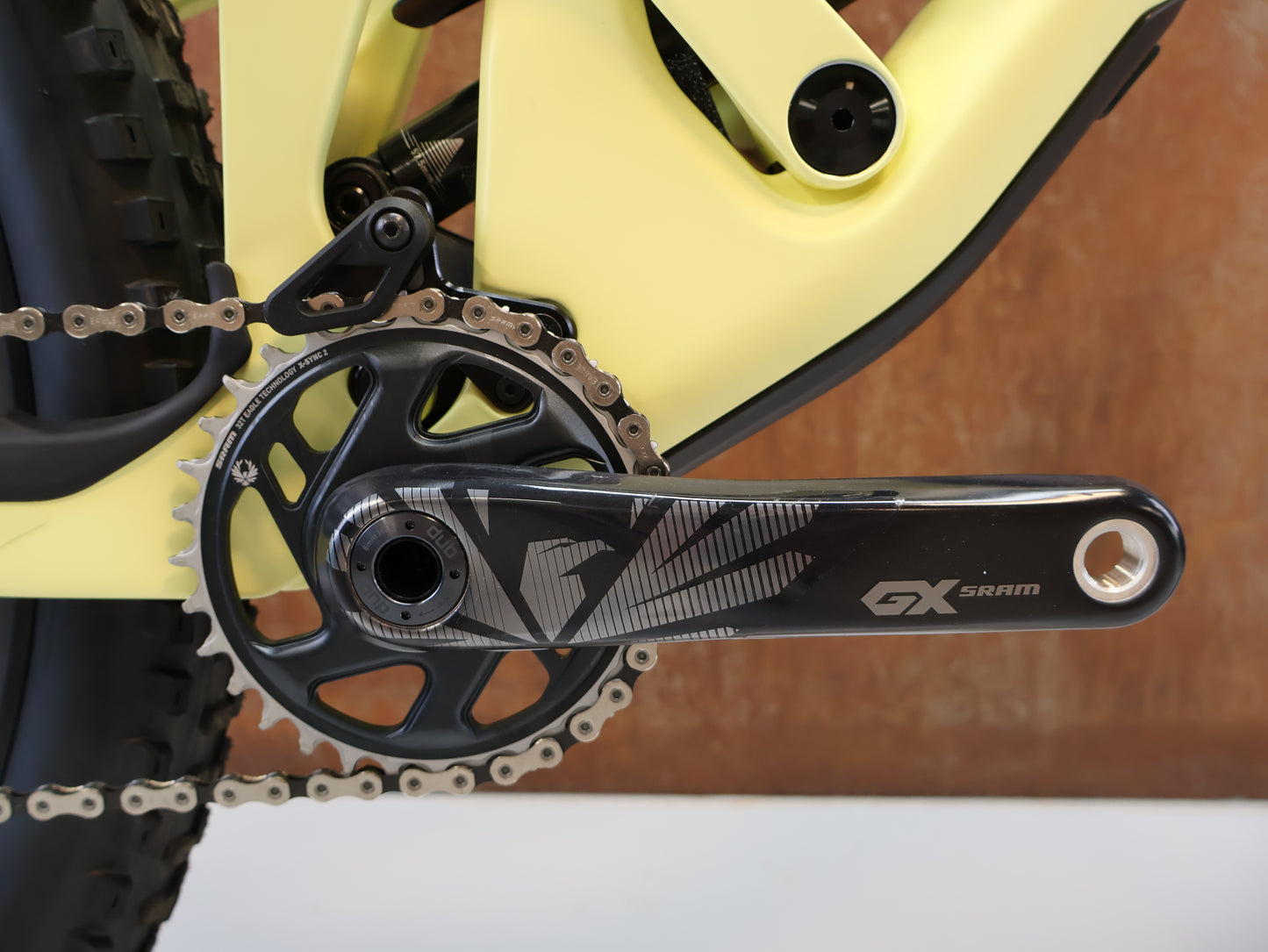 SCOR 4060 ST GX / GRÖSSE L / FULL CARBON / ROCKSHOX ULTIMATE / LEMON FROST