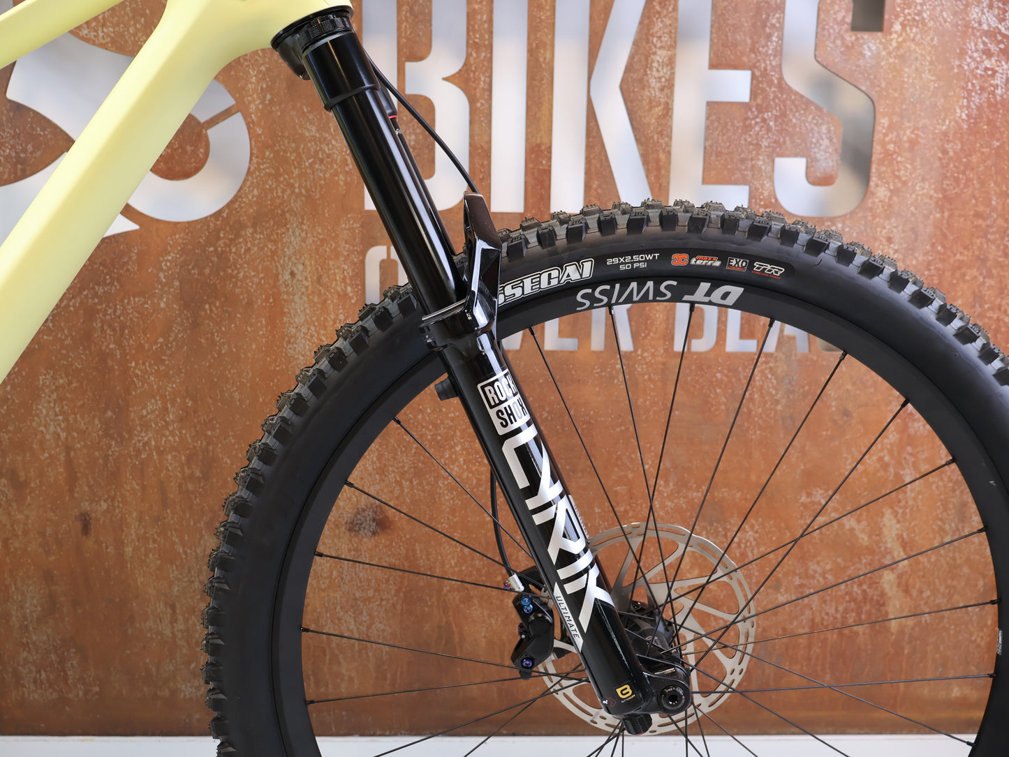 SCOR 4060 ST GX / GRÖSSE L / FULL CARBON / ROCKSHOX ULTIMATE / LEMON FROST