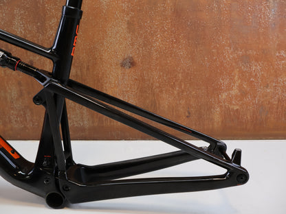 BMC FOURSTROKE 01 ONE / XC FULLY RAHMENSET / GR. M / ROCKSHOX SID