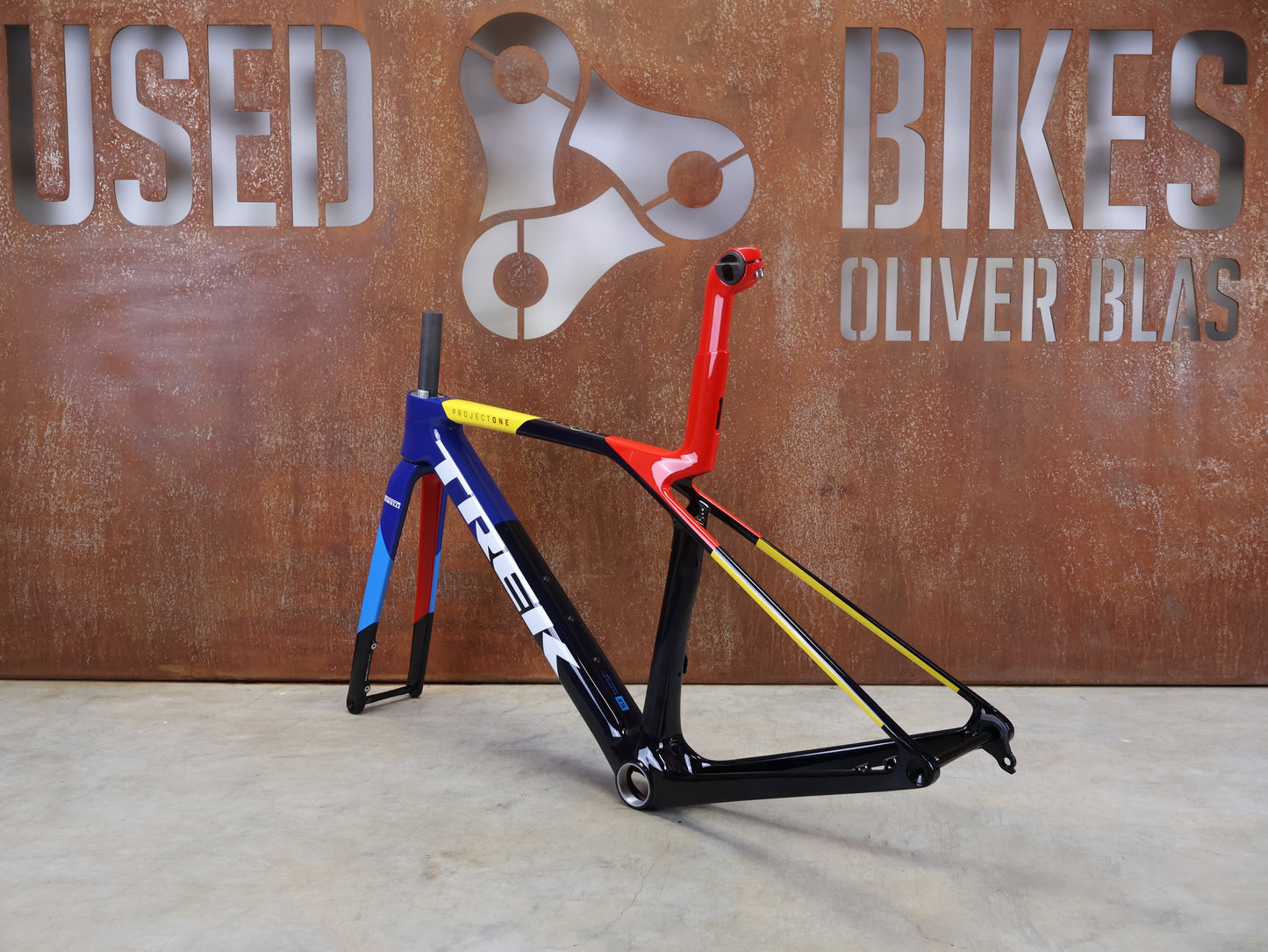 TREK MADONE SLR GEN 8 CARBON DISC RAHMENSET NAVY SMOKE XS