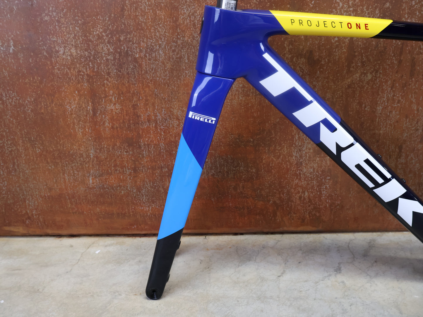 TREK MADONE SLR GEN 8 CARBON DISC RAHMENSET NAVY SMOKE XS