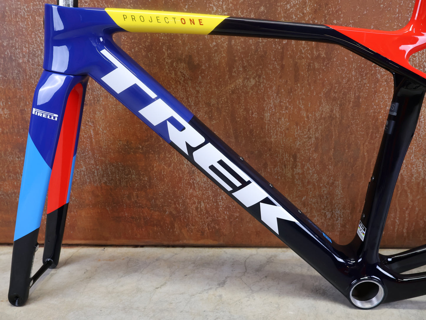 TREK MADONE SLR GEN 8 CARBON DISC RAHMENSET NAVY SMOKE XS