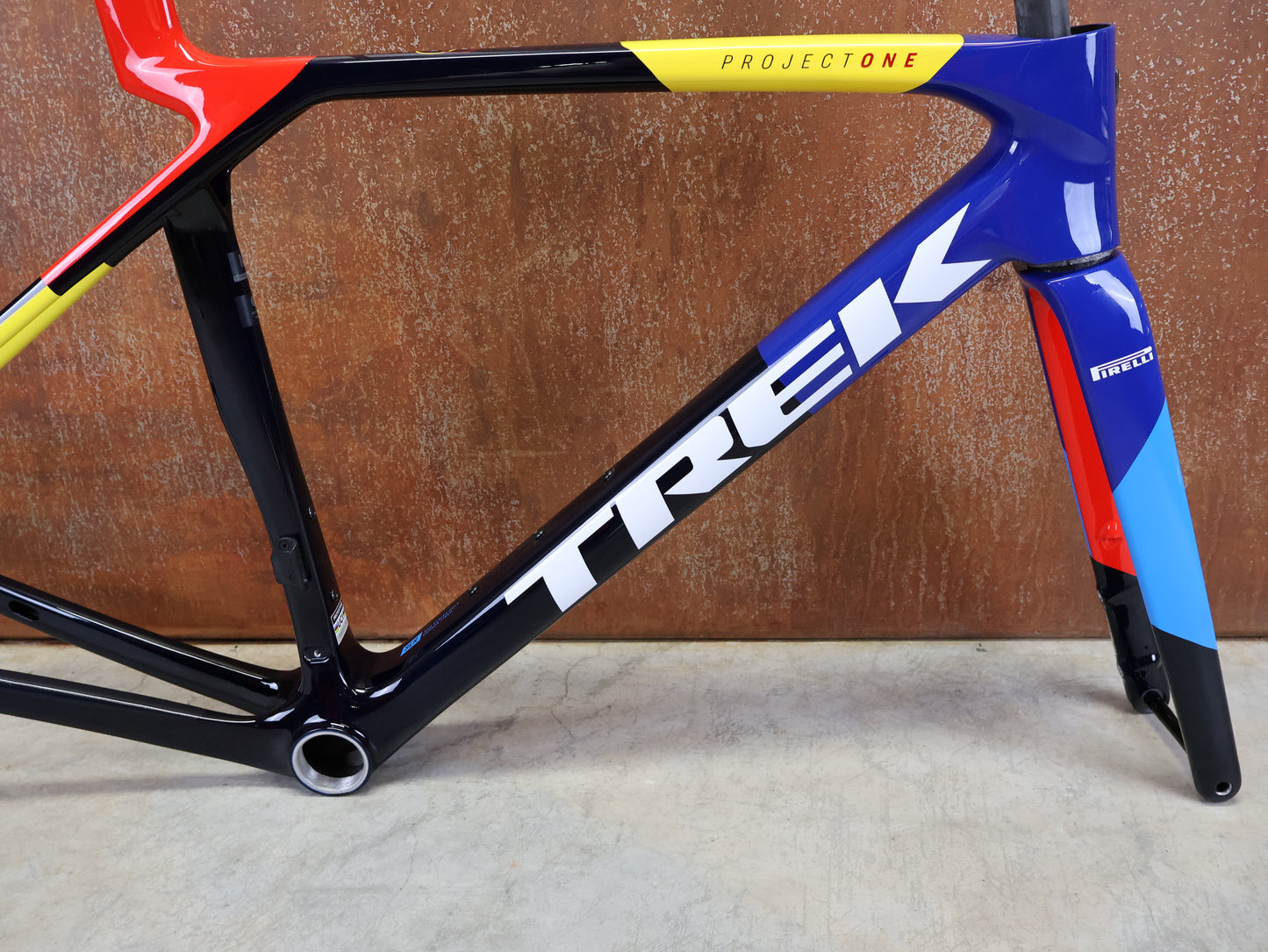 TREK MADONE SLR GEN 8 CARBON DISC RAHMENSET NAVY SMOKE M