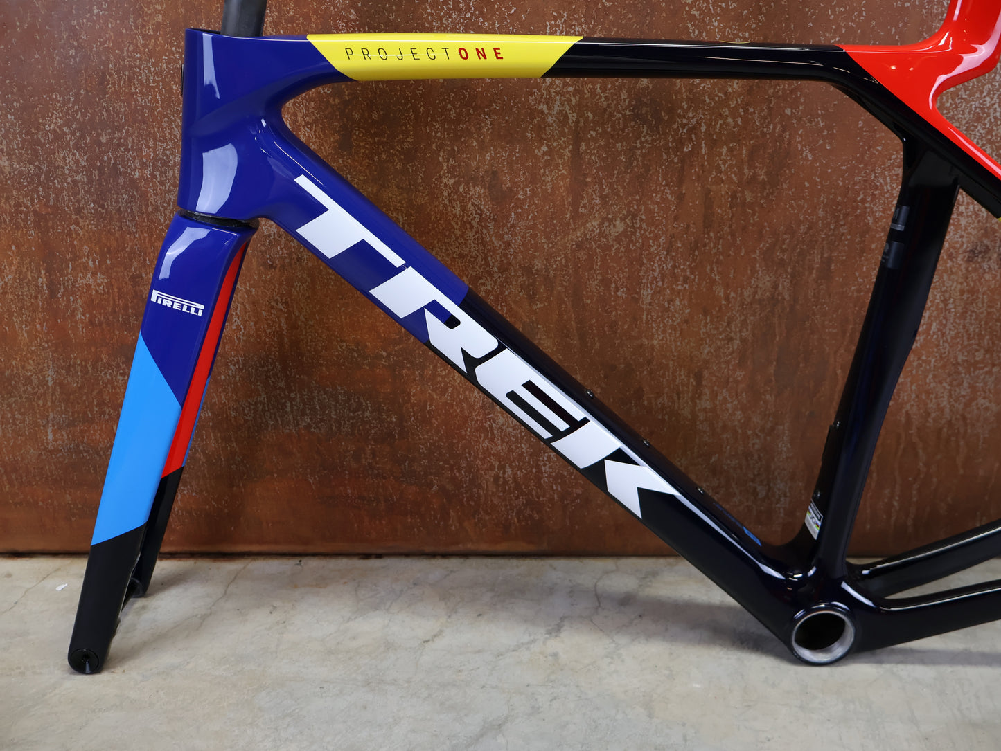 TREK MADONE SLR GEN 8 CARBON DISC RAHMENSET NAVY SMOKE M