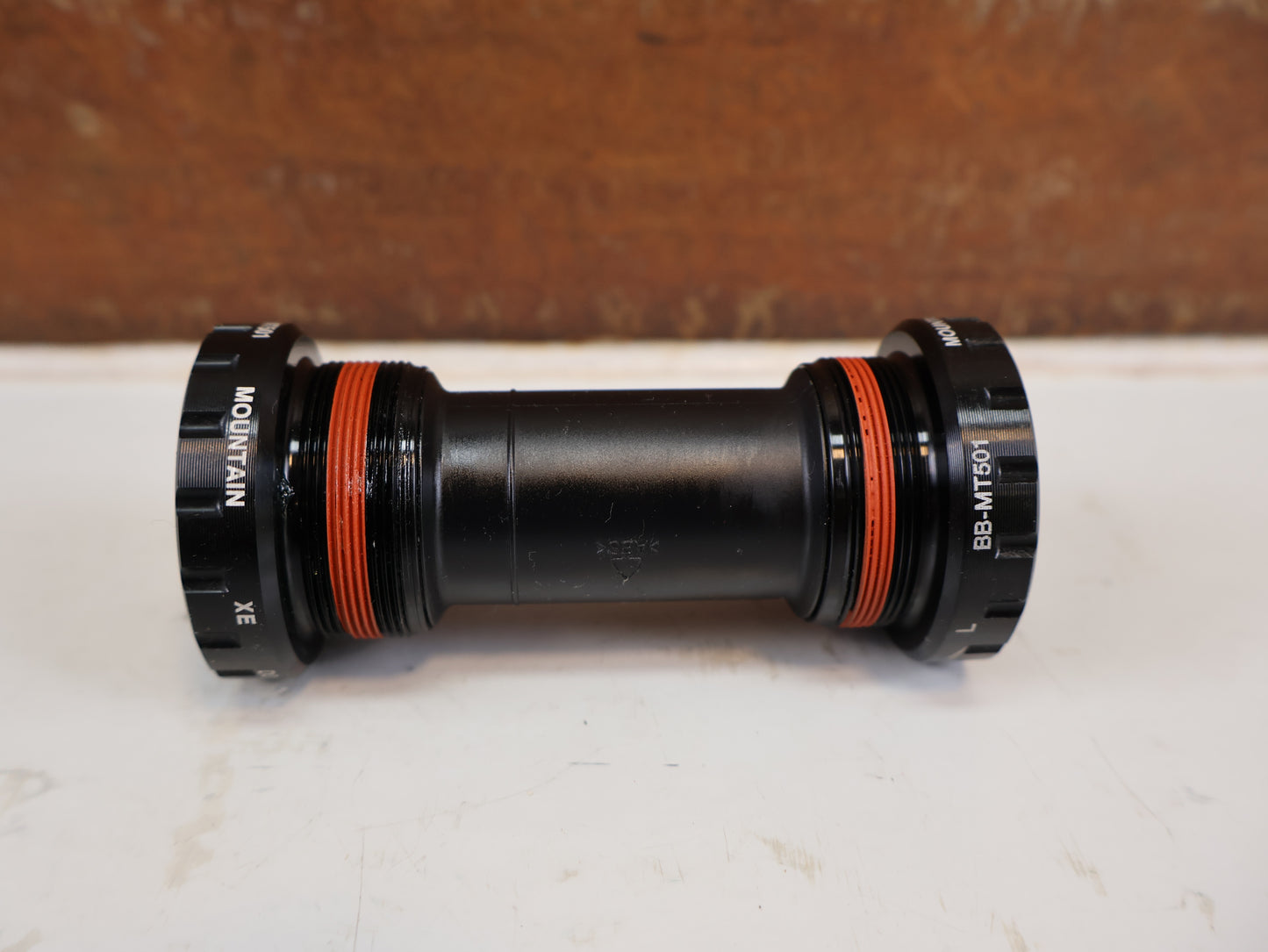 SHIMANO BB-MT501 HOLLOWTECH II BSA INNENLAGER 68/73MM