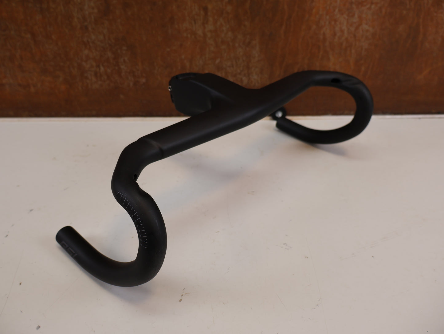 TREK AERO RSL ROAD CARBON COCKPIT 390 / 420MM X 90MM
