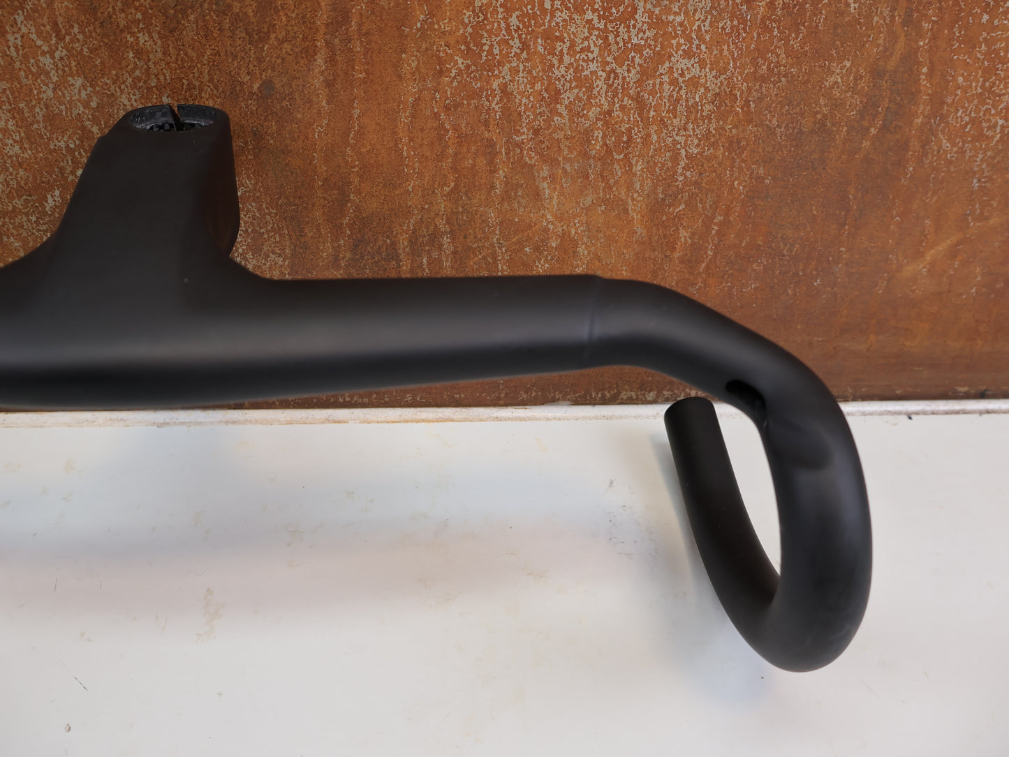 TREK AERO RSL ROAD CARBON COCKPIT 390 / 420MM X 90MM