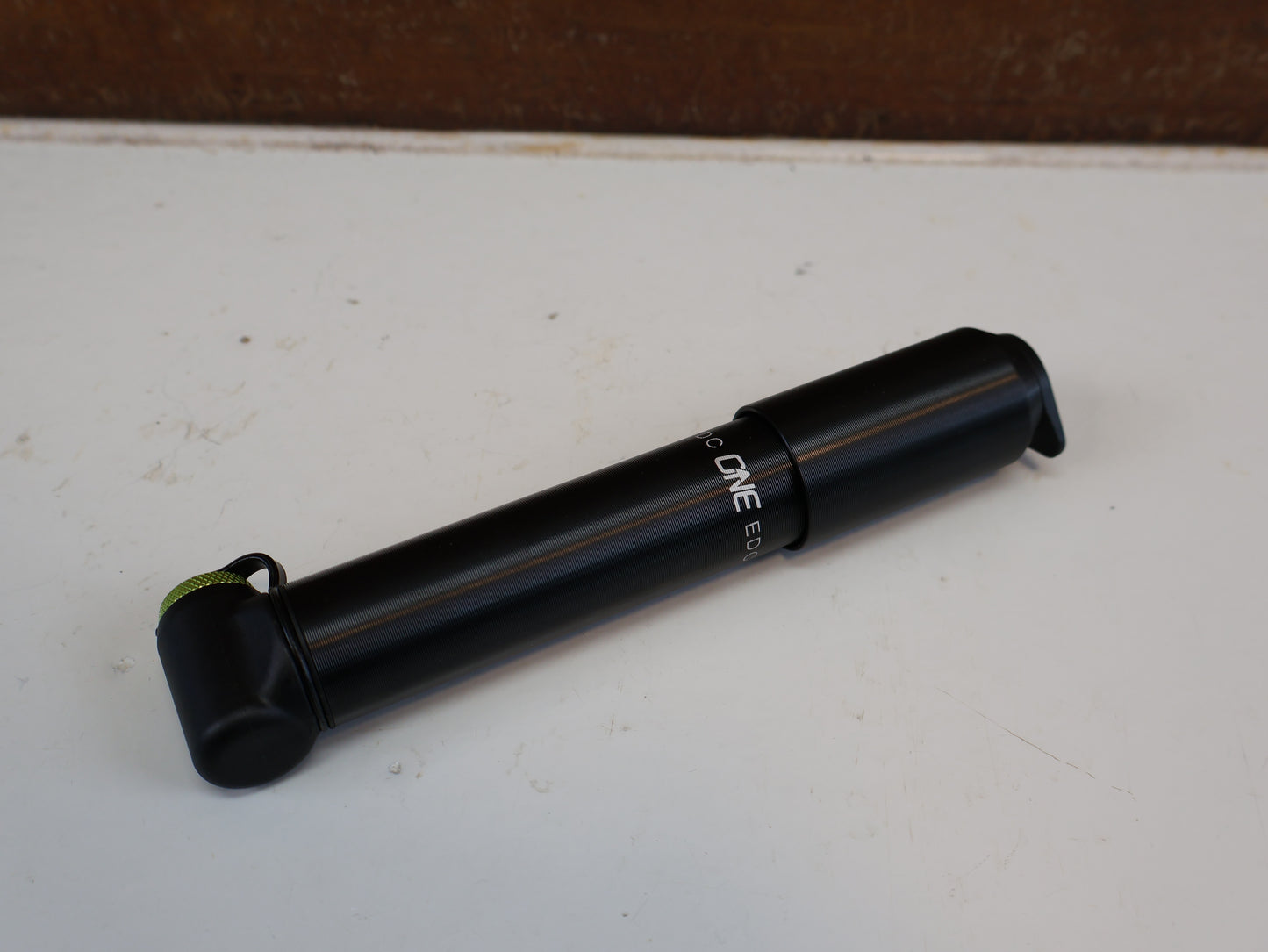 ONEUP COMPONENTS EDC PUMP 70CC / MINI FAHRRADPUMPE / MIT CO2 INFLATOR