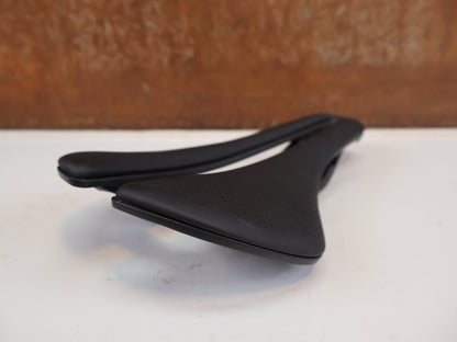 BONTRAGER AEOLUS PRO AERO CARBON SATTEL 145MM 173G