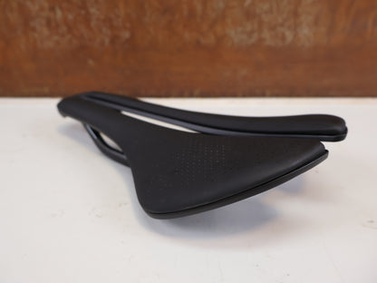 BONTRAGER AEOLUS PRO AERO CARBON SATTEL 145MM 173G