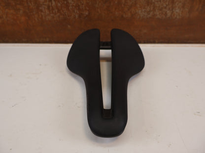 BONTRAGER AEOLUS PRO AERO CARBON SATTEL 145MM 173G