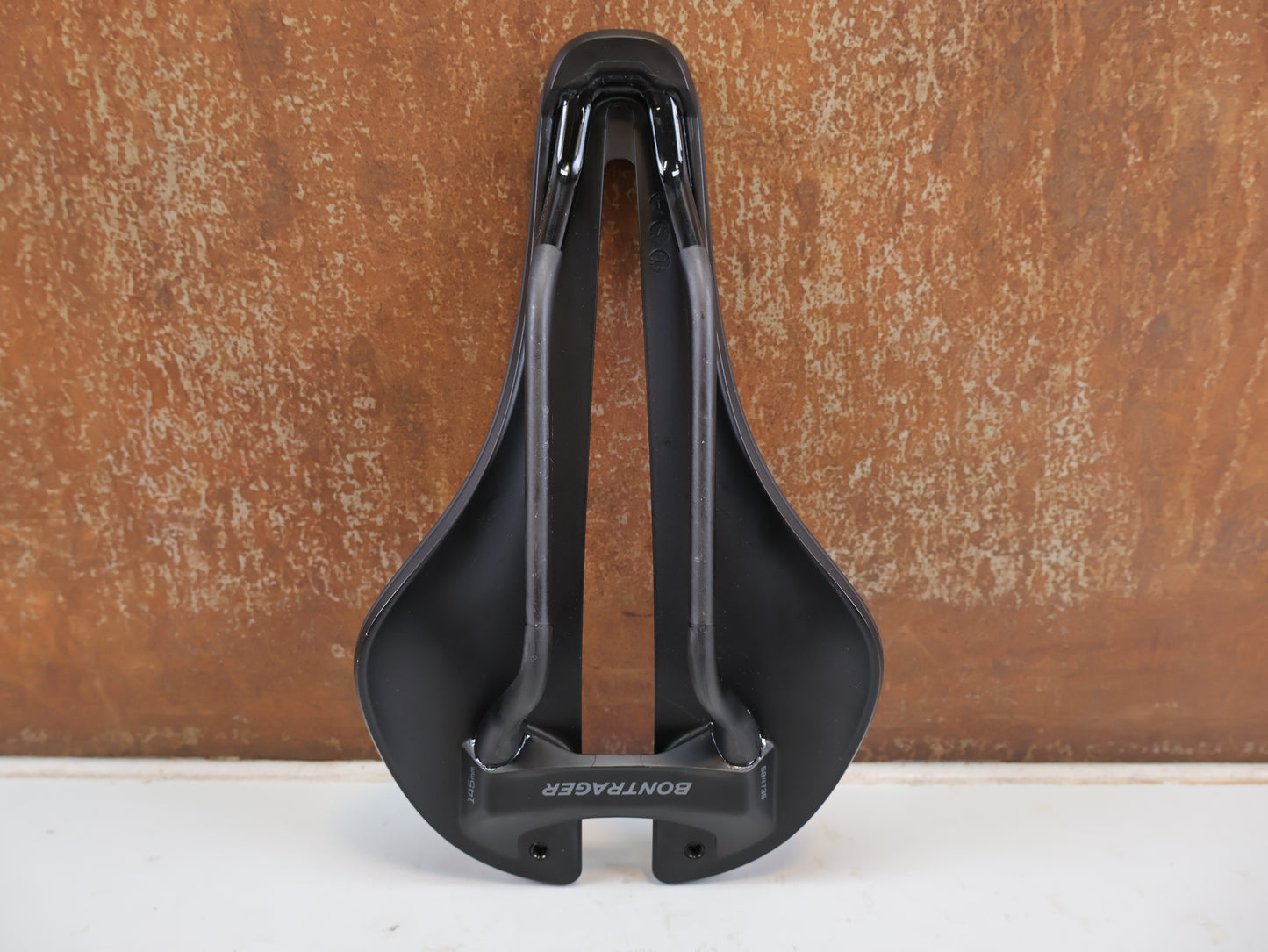 BONTRAGER AEOLUS PRO AERO CARBON SATTEL 145MM 173G
