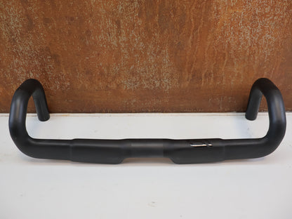 LEVELNINE AERO CARBON / RENNRAD LENKER / 40 CM / INTERNE KABEL