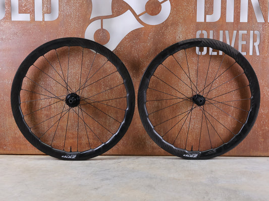 ZIPP 353 NSW / CARBON LAUFRADSATZ / TUBELESS / CENTERLOCK / SRAM XDR / 1371 G