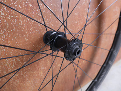 ZIPP 353 NSW / CARBON LAUFRADSATZ / TUBELESS / CENTERLOCK / SRAM XDR / 1371 G